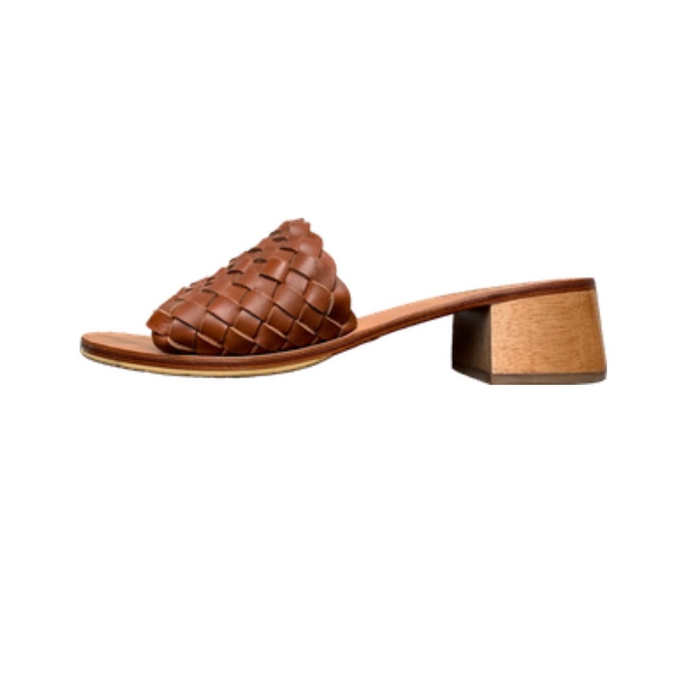 Liberté Leather Sandals